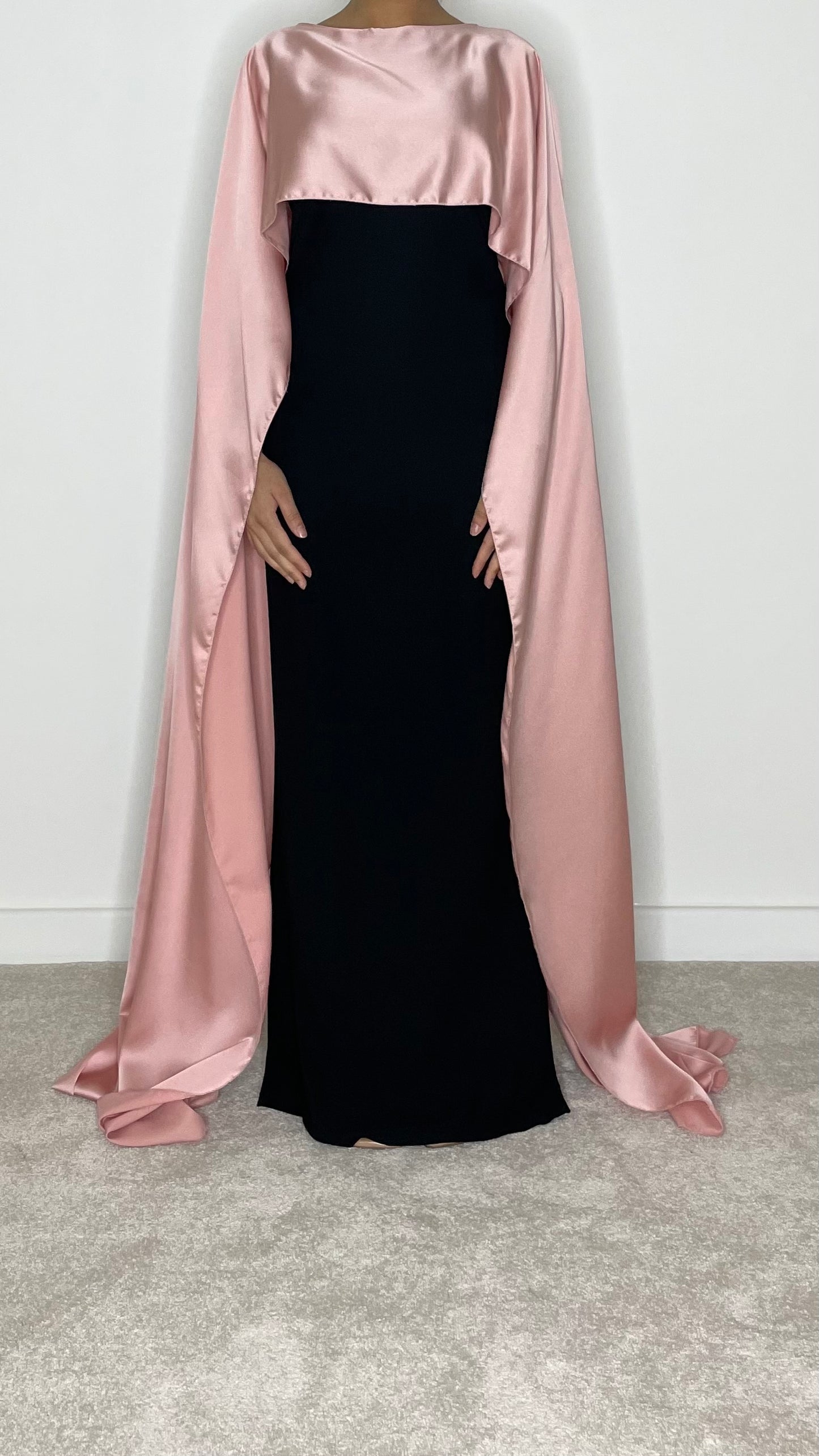 Huda Sleeveless Maxi Cape Dress