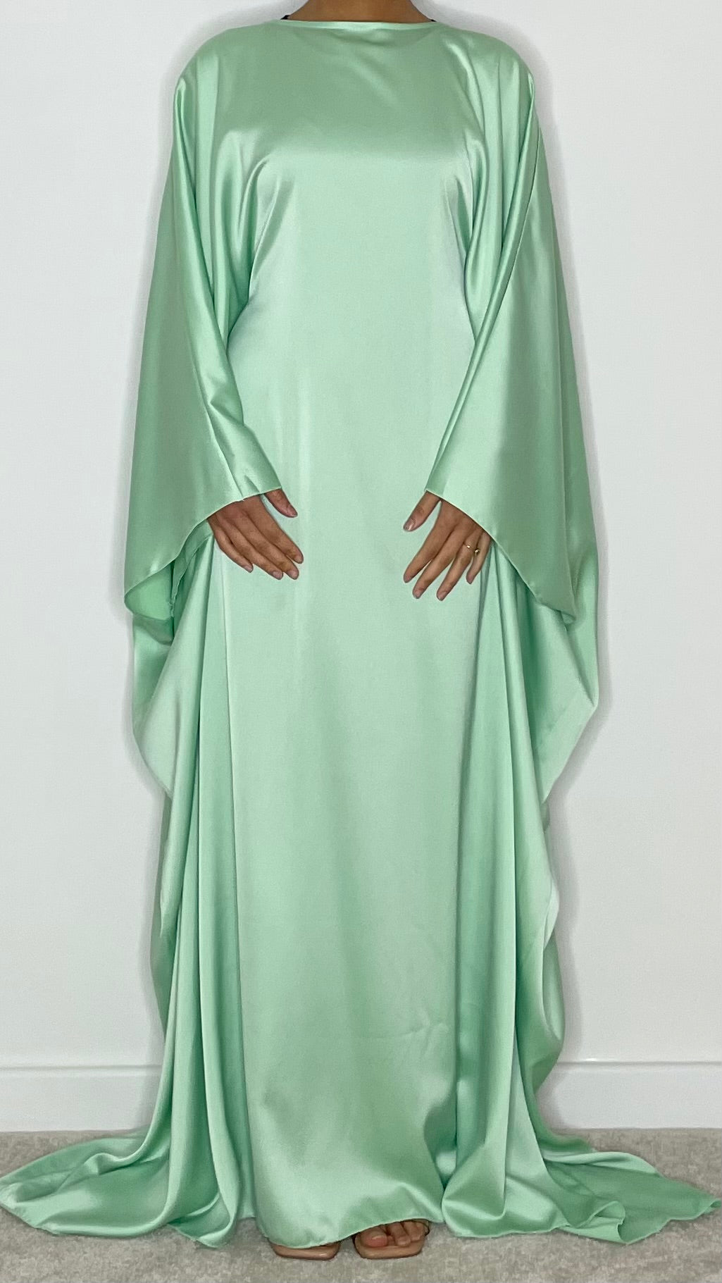 Reem Satin Kaftan