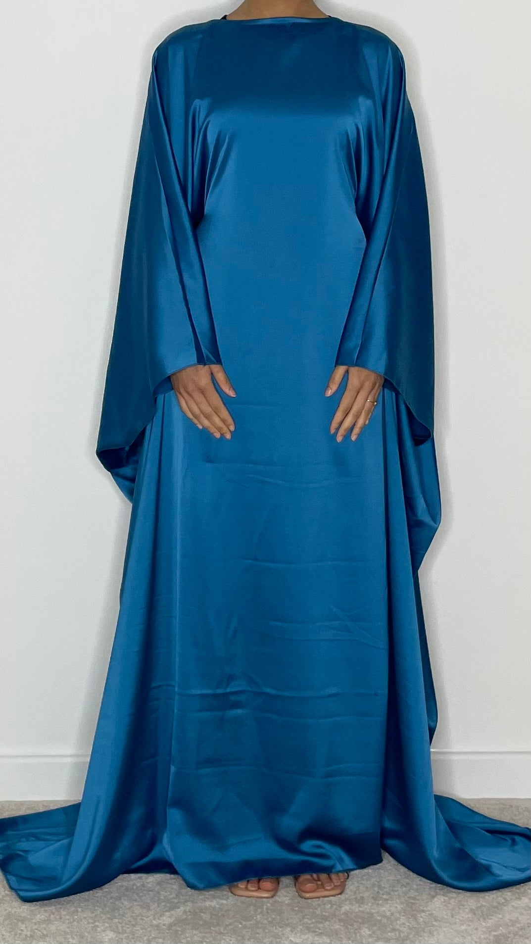 Reem Satin Kaftan