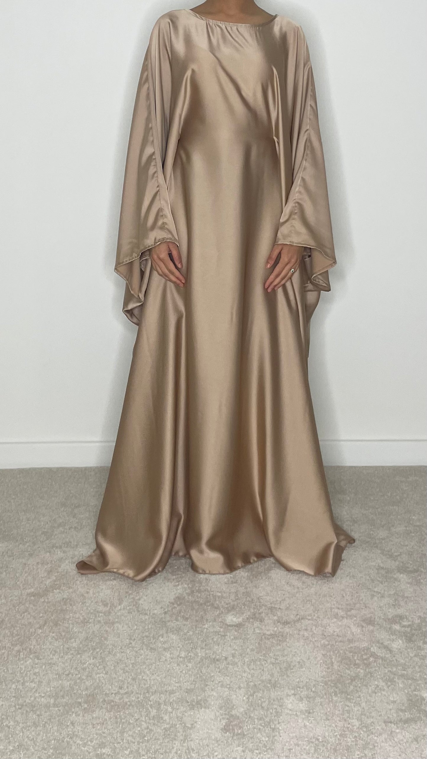 Reem Satin Kaftan