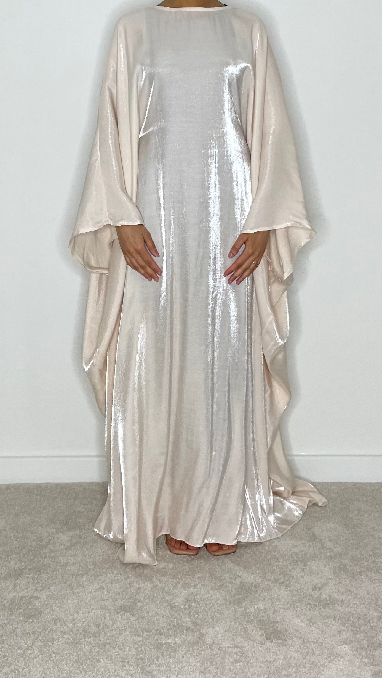 Reem Shimmer Kaftan